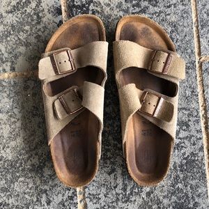 Birkenstock beige sandals